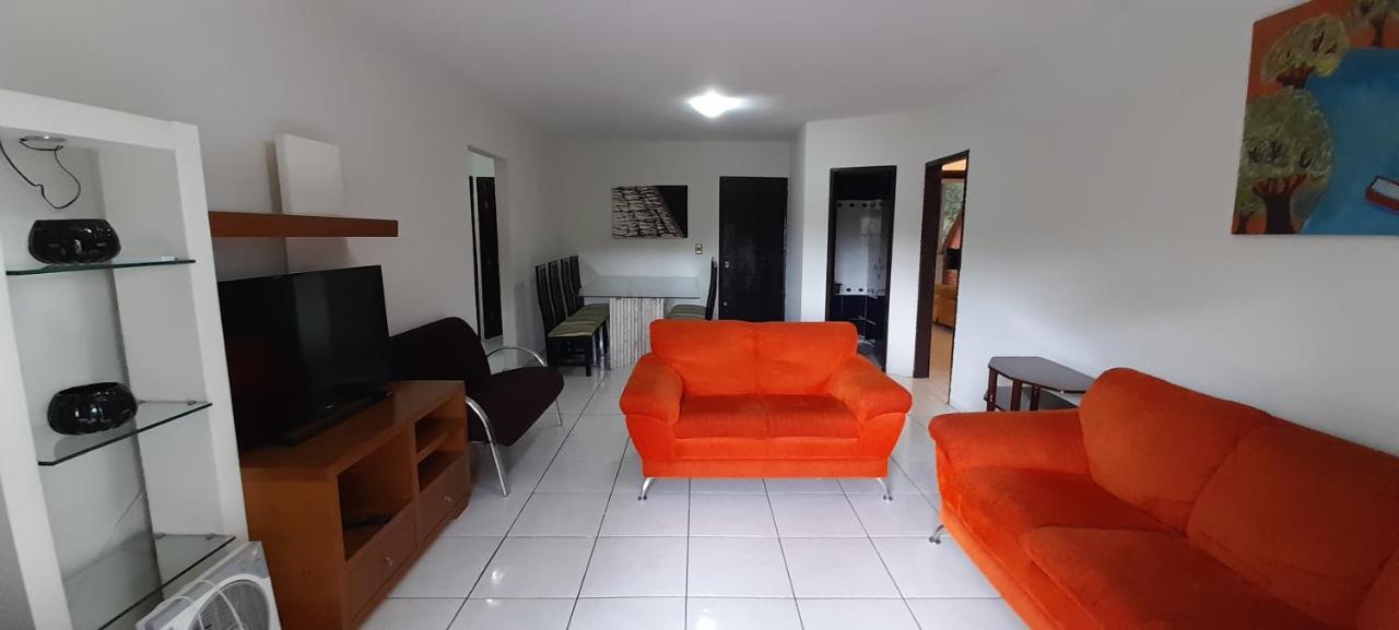Apartamento Espacoso Com Estacionamento Incluido Foz do Iguaçu Esterno foto
